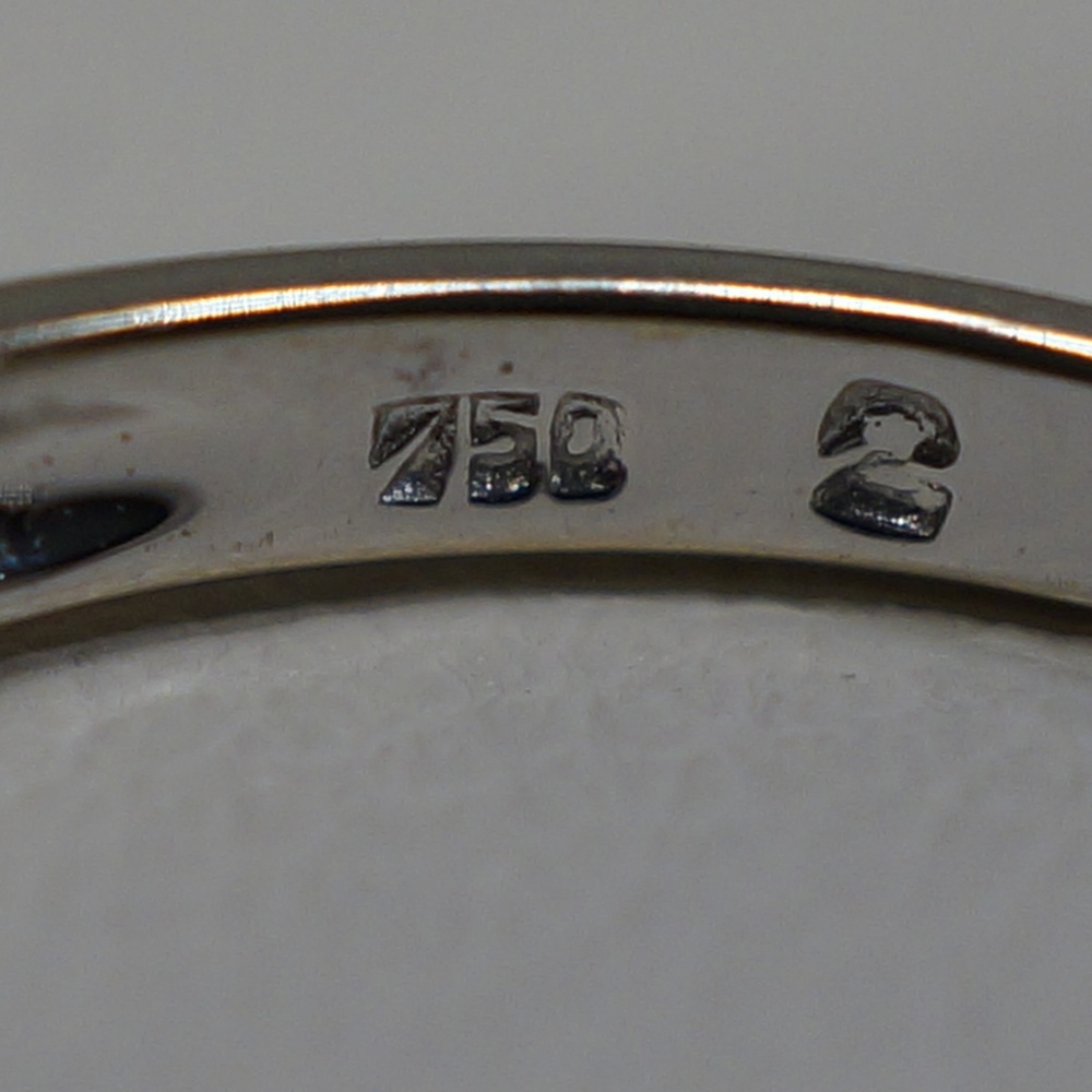 18KW Gold Genuine Ruby & Diamond Ring - Picture 4 of 5